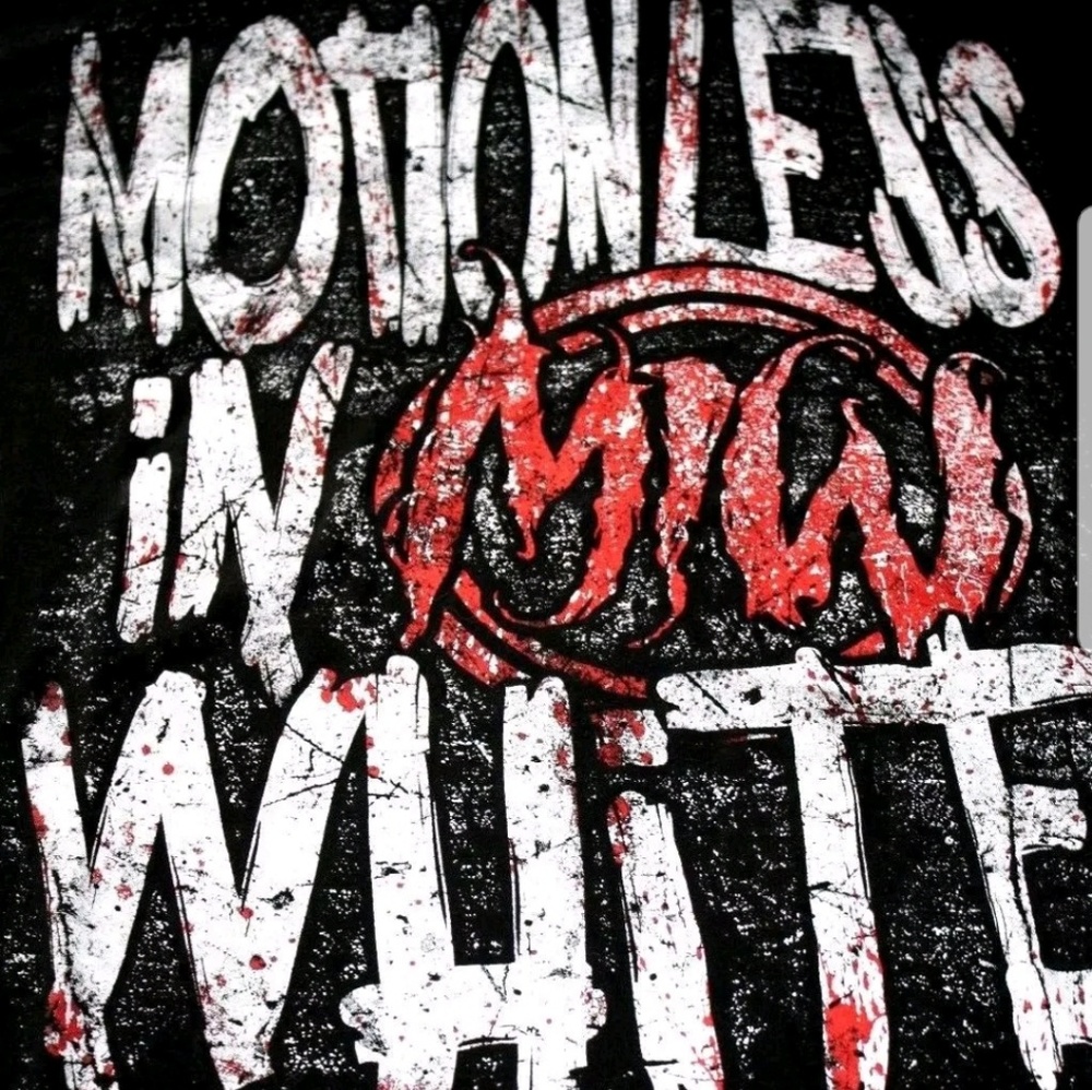 RARE Motionless In White Tee L Graveyard Shift